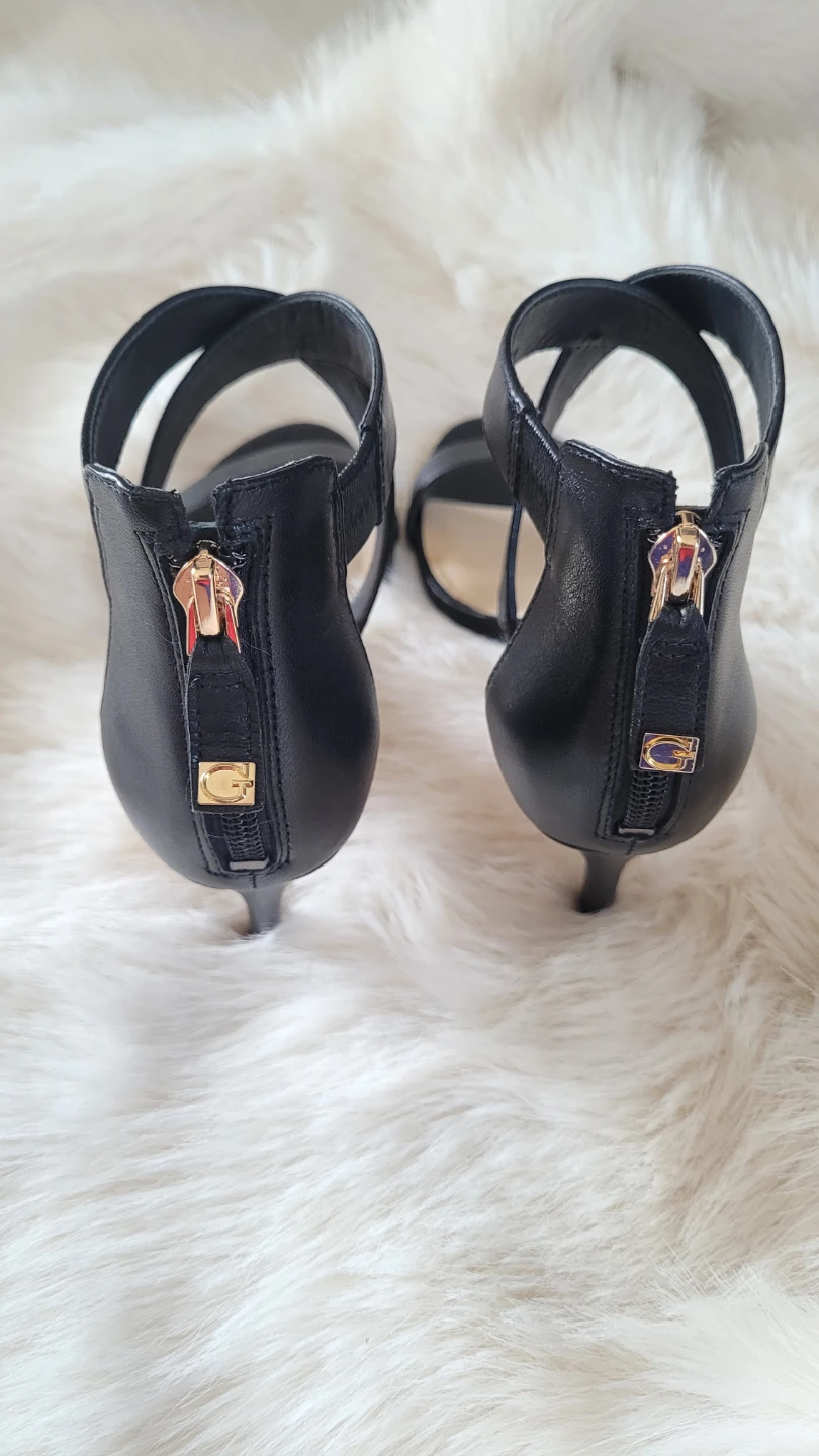 Guess Strappy Heels size 6 - photo 5