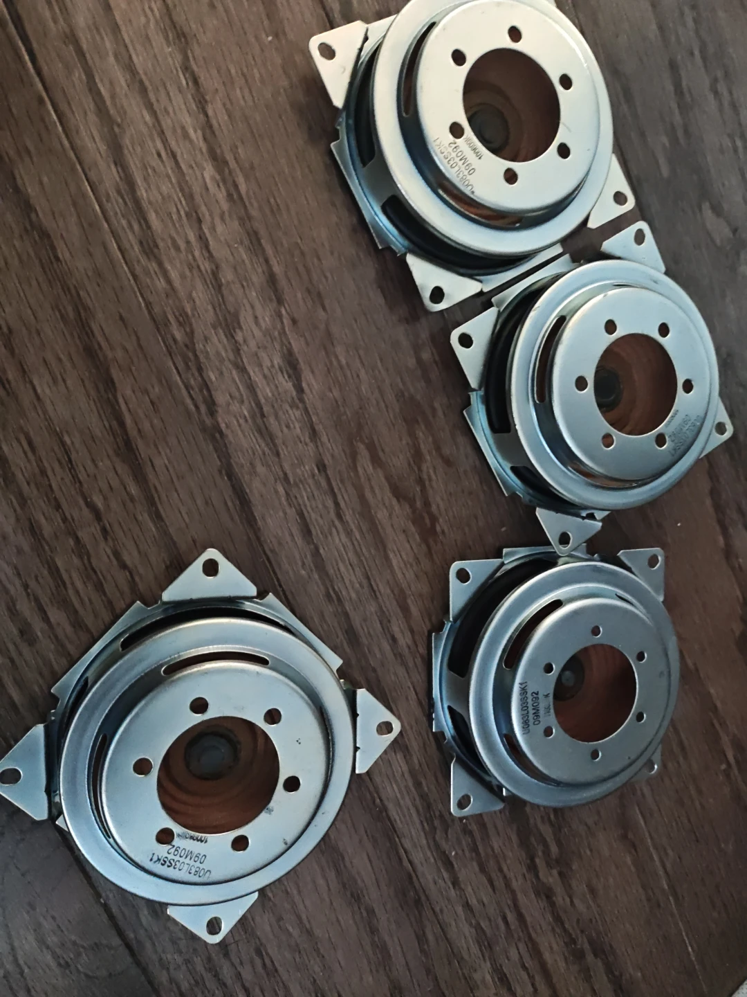 Lot of 4 Speaker Drivers - photo 2