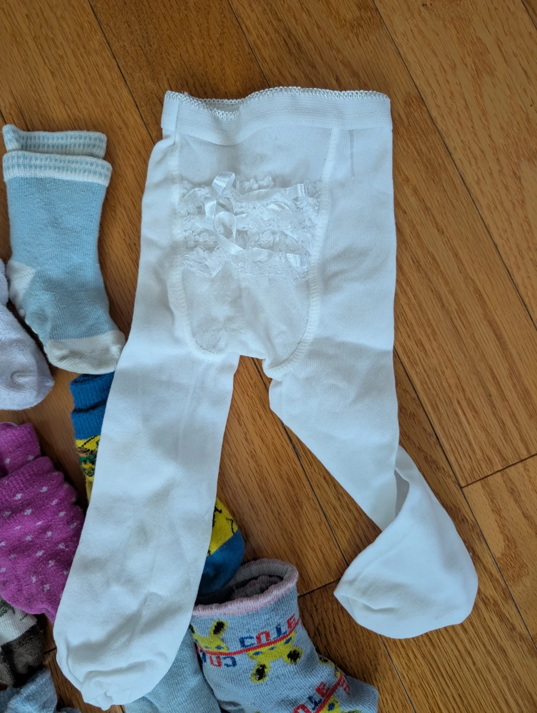 Assorted Baby Socks and Tights 6-18 months 🏆 - photo 3
