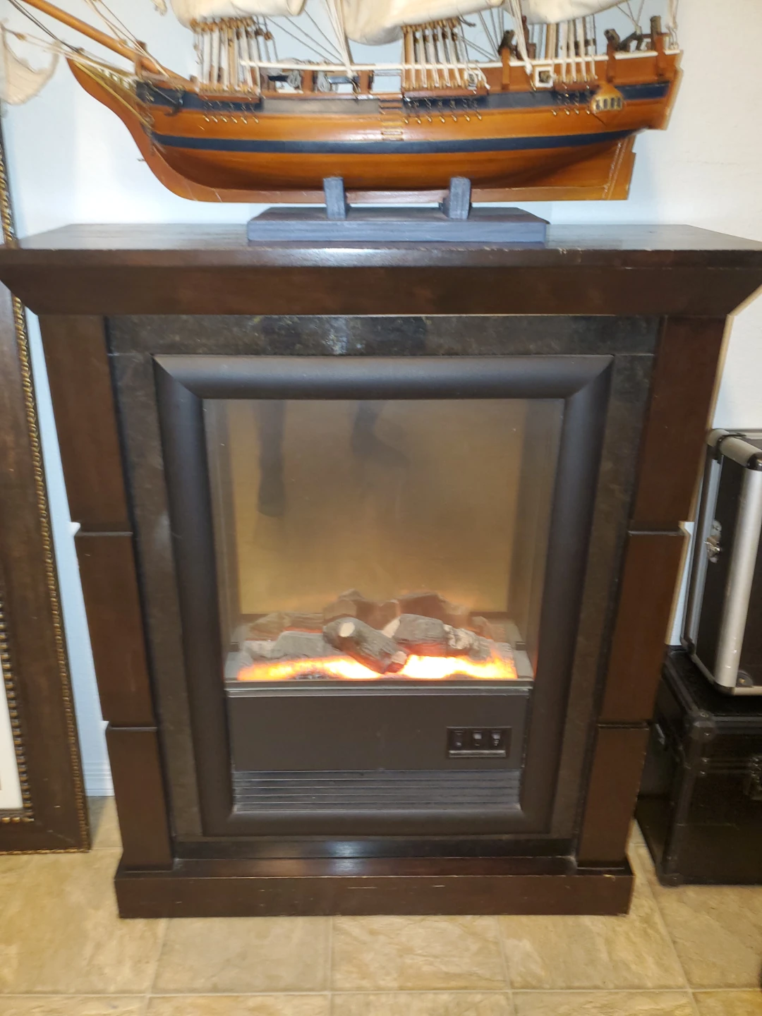 Electric fireplace