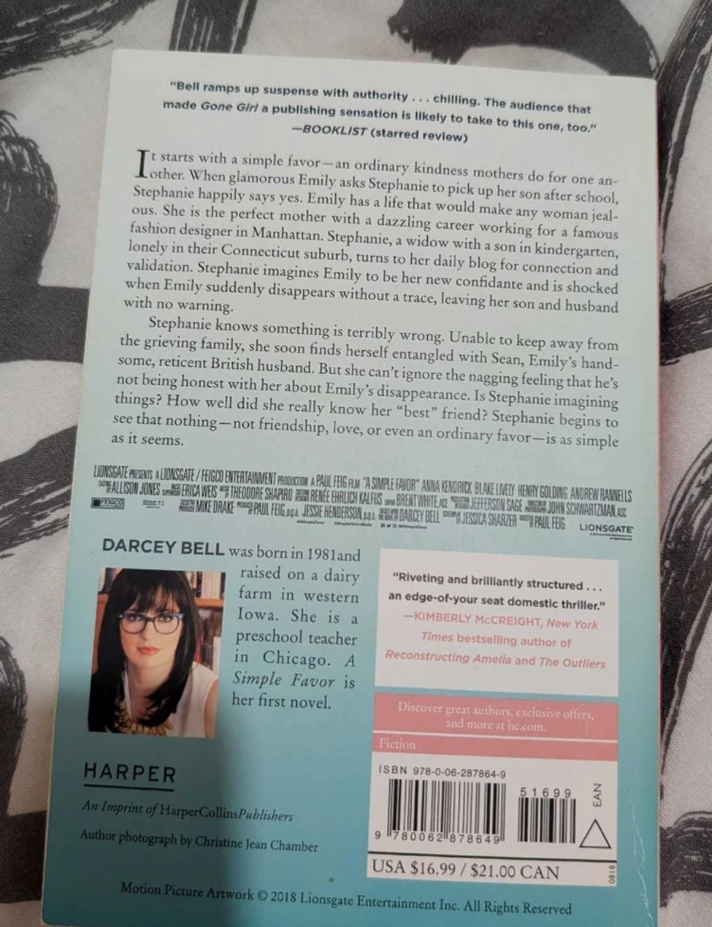 Novel - A Simple Favor - photo 2