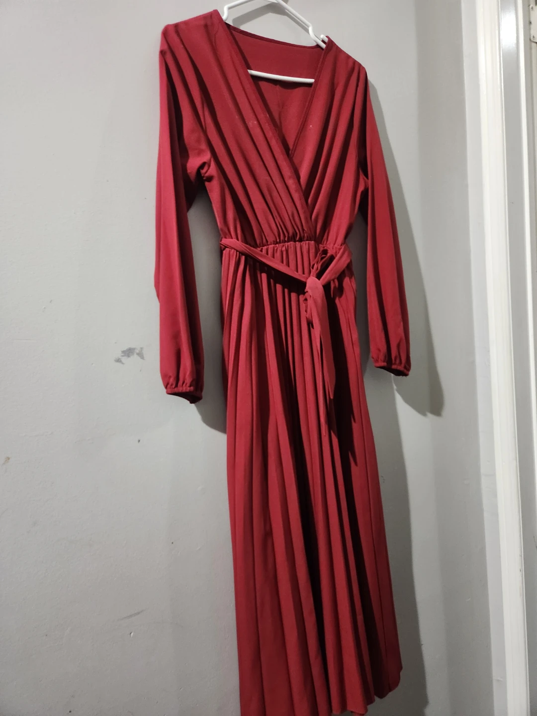 Women's Red Pleated Maxi Dress with Belt - photo 3