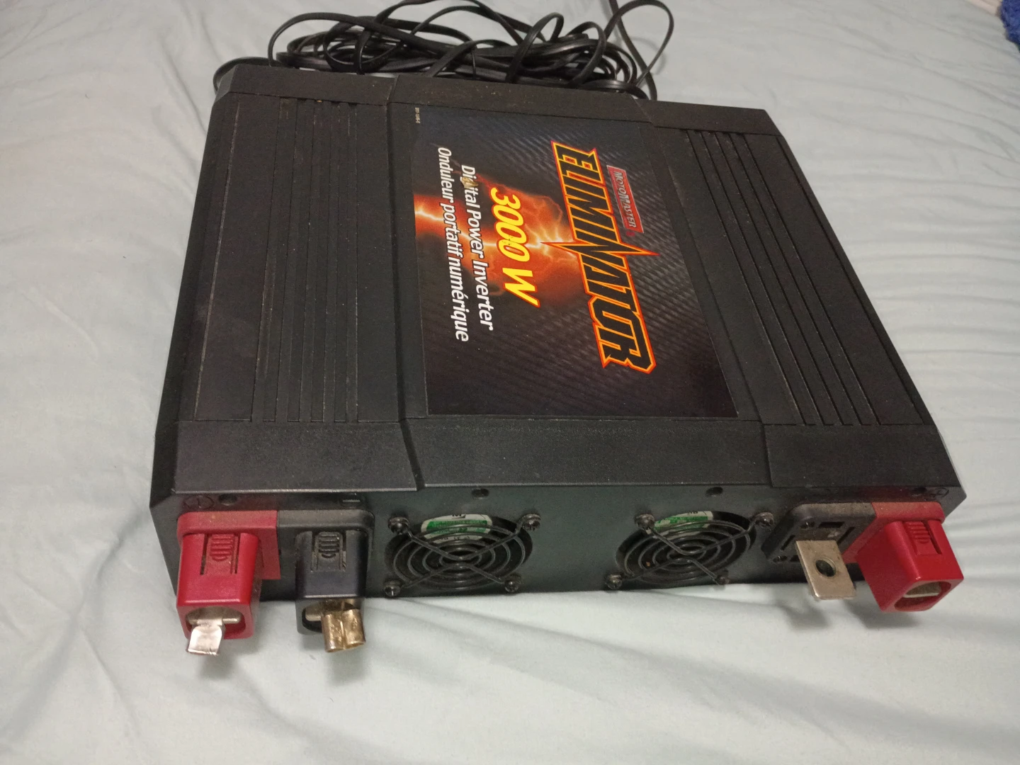 Motor Master Eliminator 3000W Digital Power Inverter - photo 2