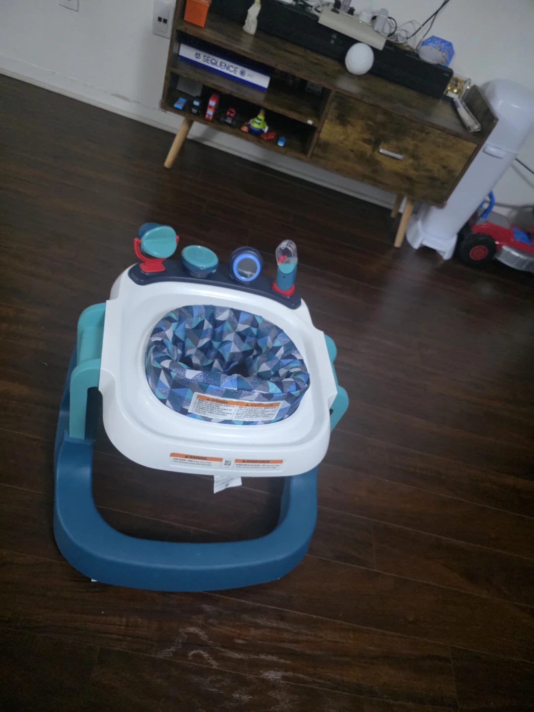 Safety 1st Star Gazer Play Walker with wheels