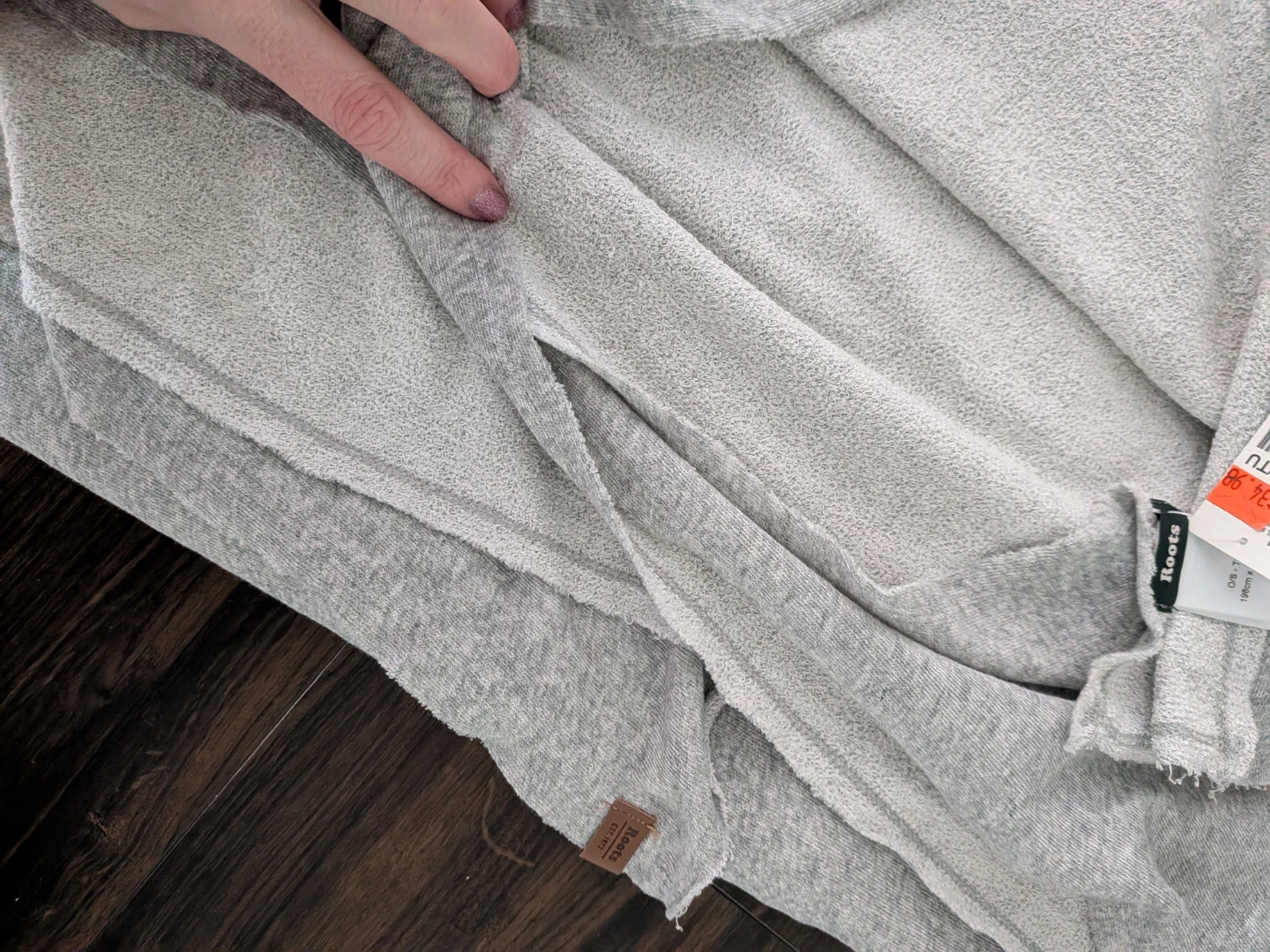 NEW Roots Cozy Travel Scarf Grey - photo 4