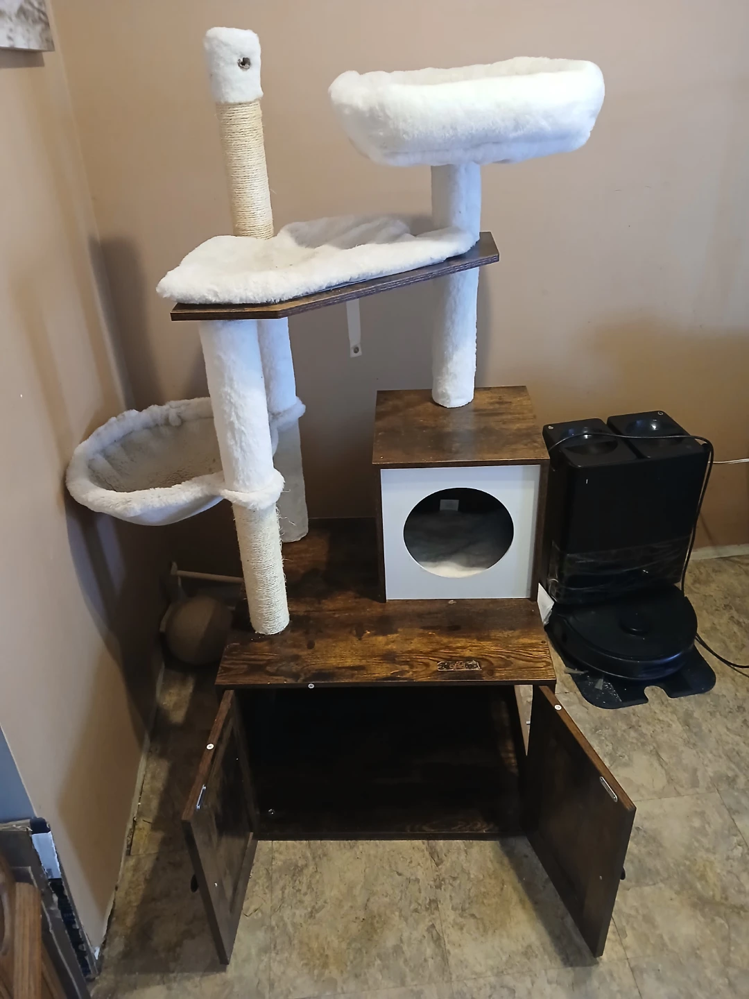 Cat Tree with Hidden Litterbox - photo 2