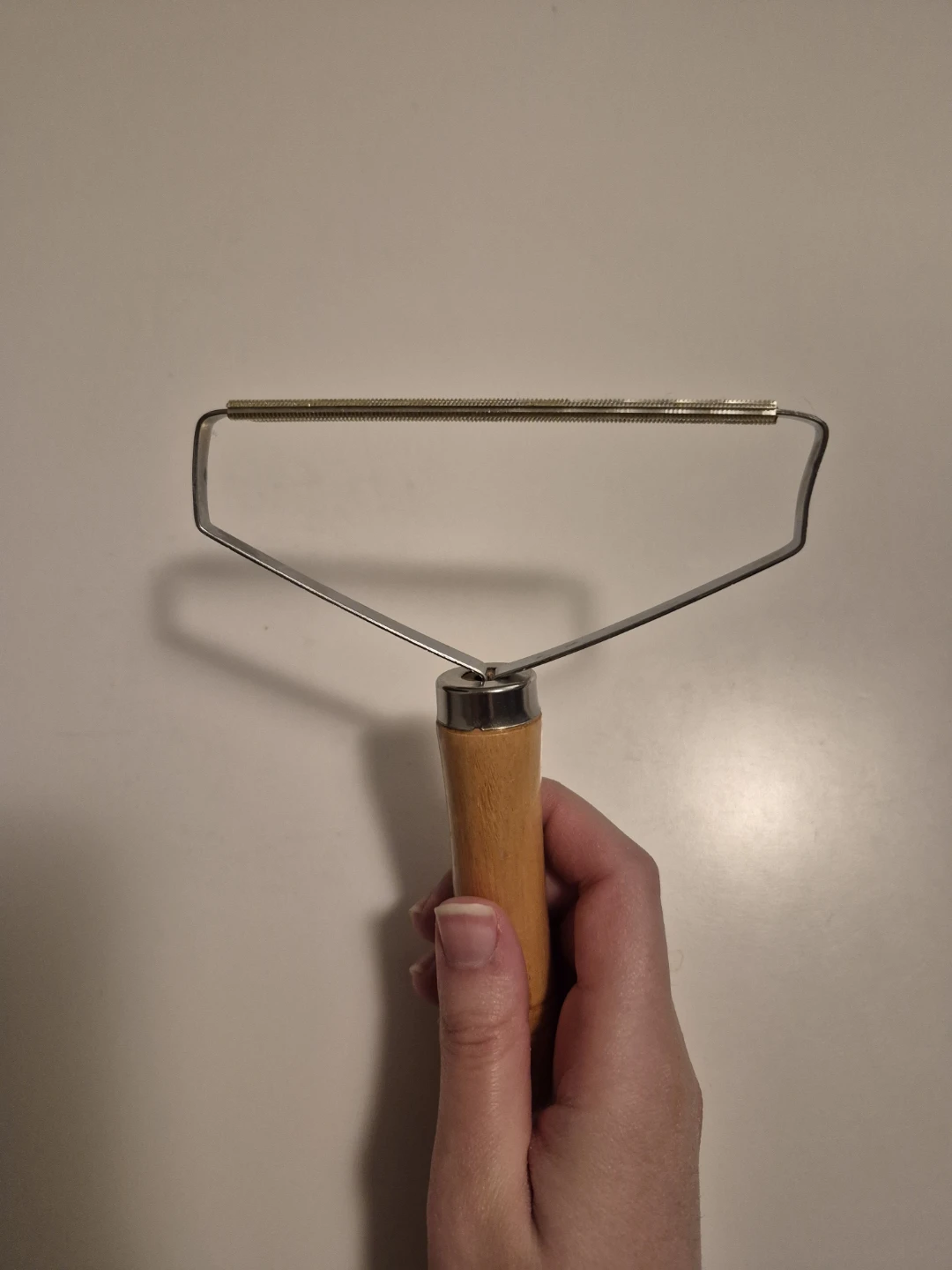 Fabric Lint and Fuzz Remover Tool