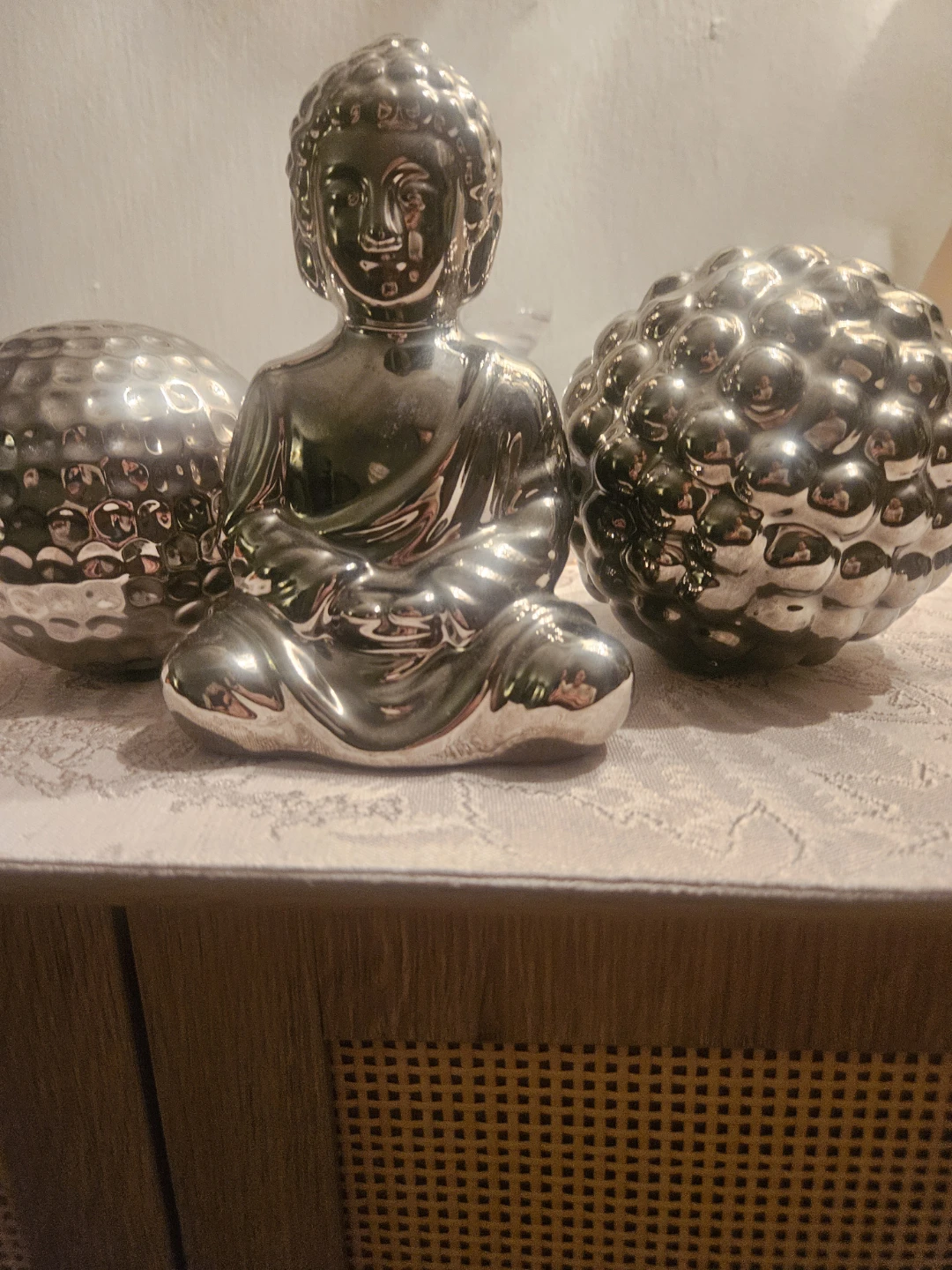 Silver Buddha Statue with ceramic Decorative Spheres - photo 2