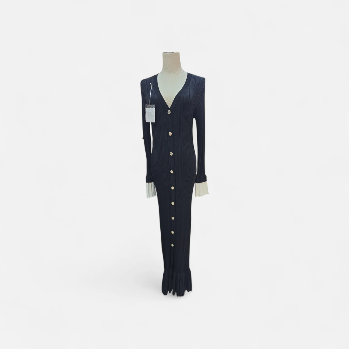 Get TWO complete outfits for one great price! - photo 2