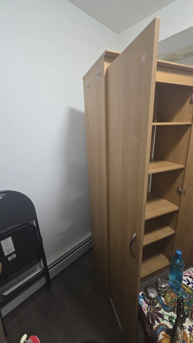 Light Wood Storage Cabinet with 5 Shelves - photo 3