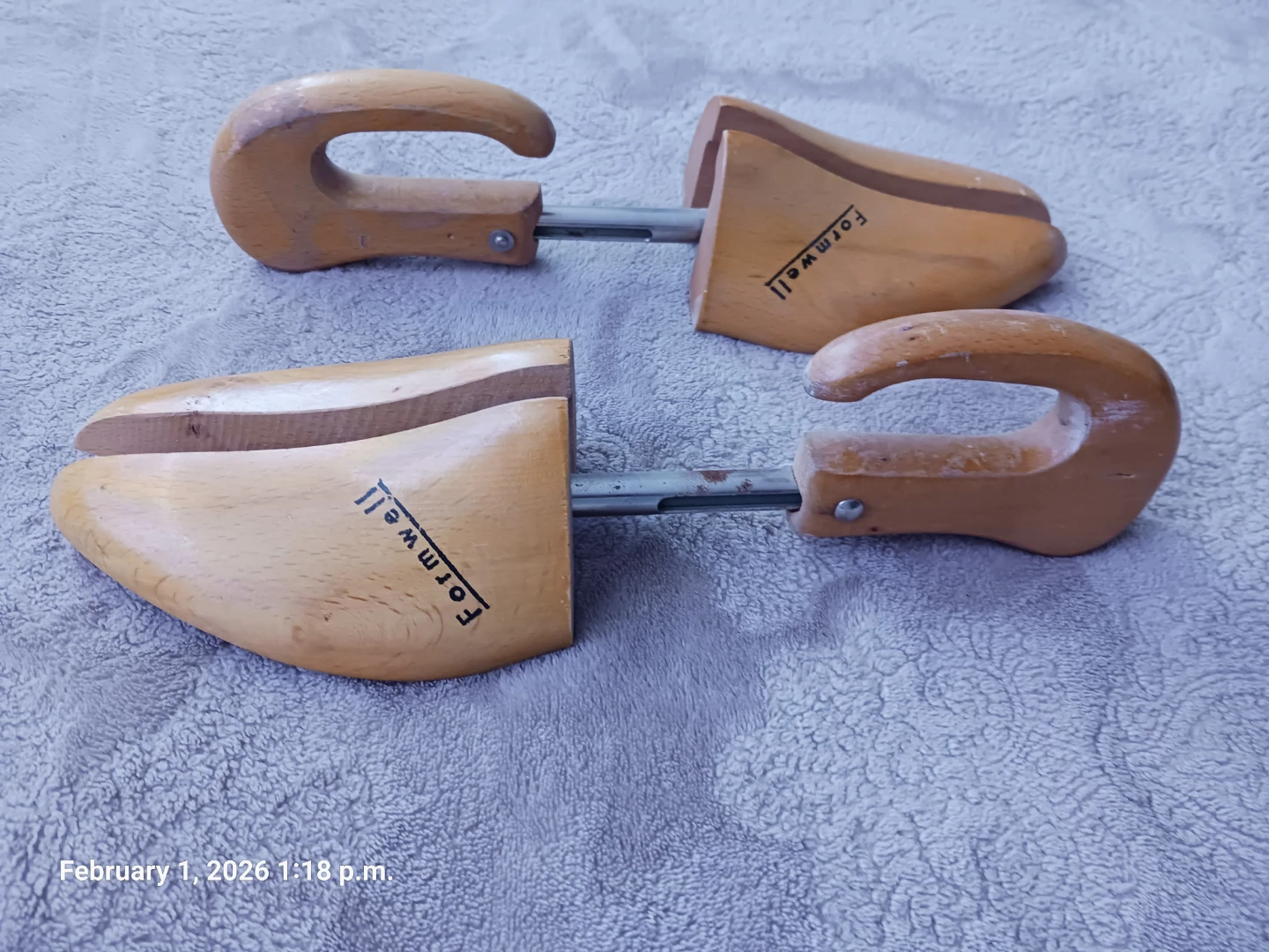 Formwell Wooden Shoe Trees Size 6-8 - photo 2