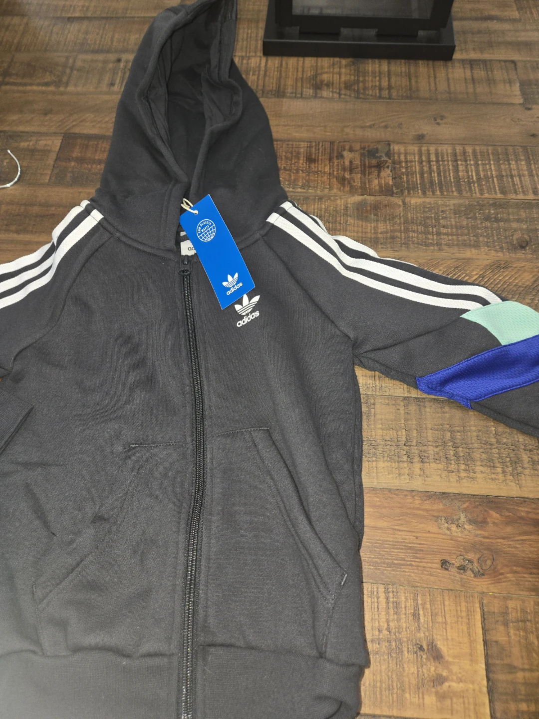 NEW WITH TAGS Adidas Kids Tracksuit Hoodie and Pants Set - photo 2