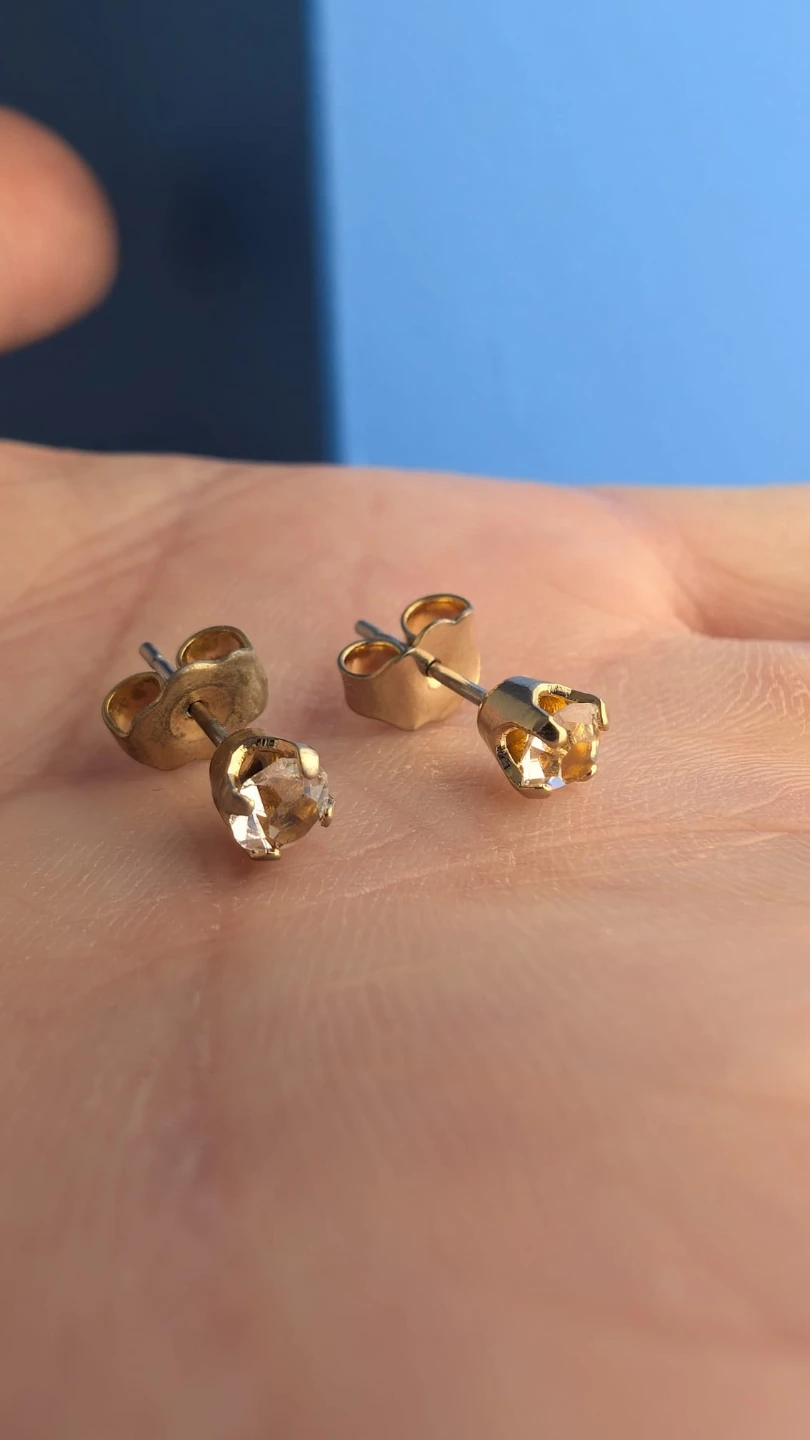 Gold-toned Stud Earrings with Clear Stones - photo 3