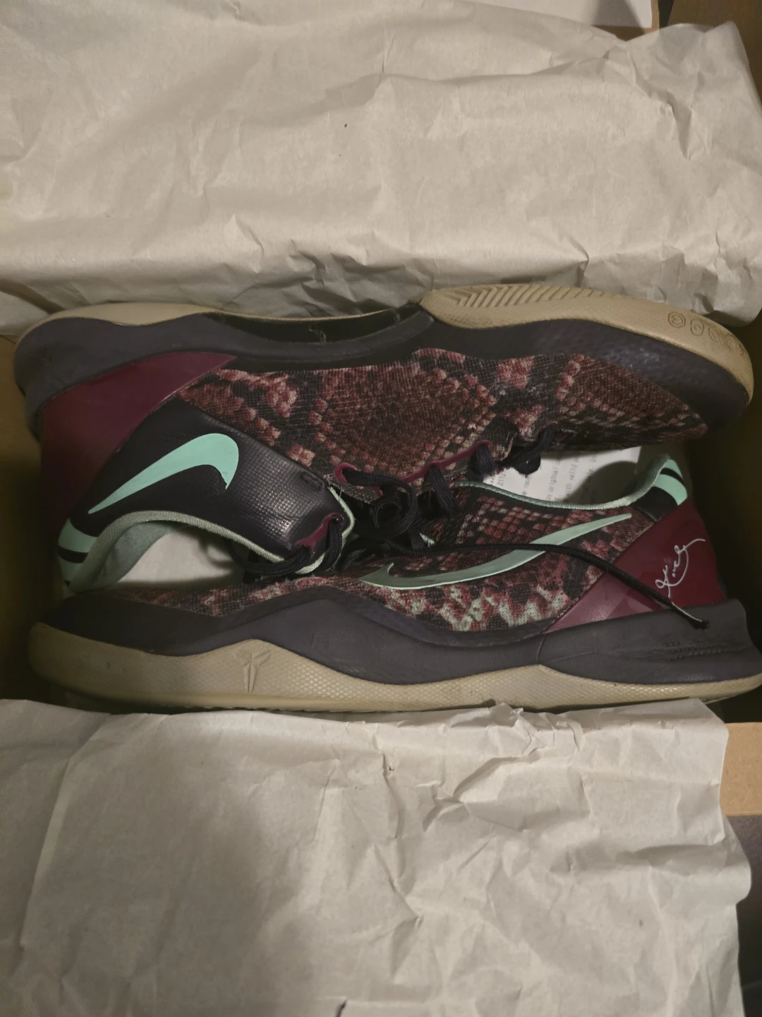 Nike Kobe 8s