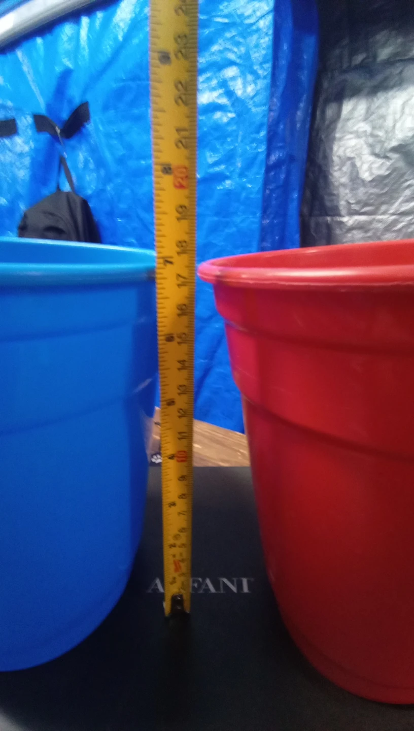 Red and Blue Plastic Pots - Set of 12 🥕 - photo 4