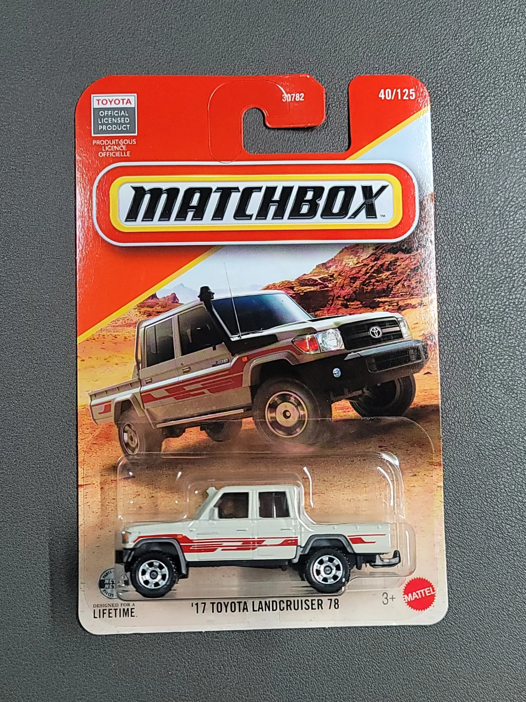 Matchbox '17 Toyota Landcruiser 78 Die-Cast Toy Car