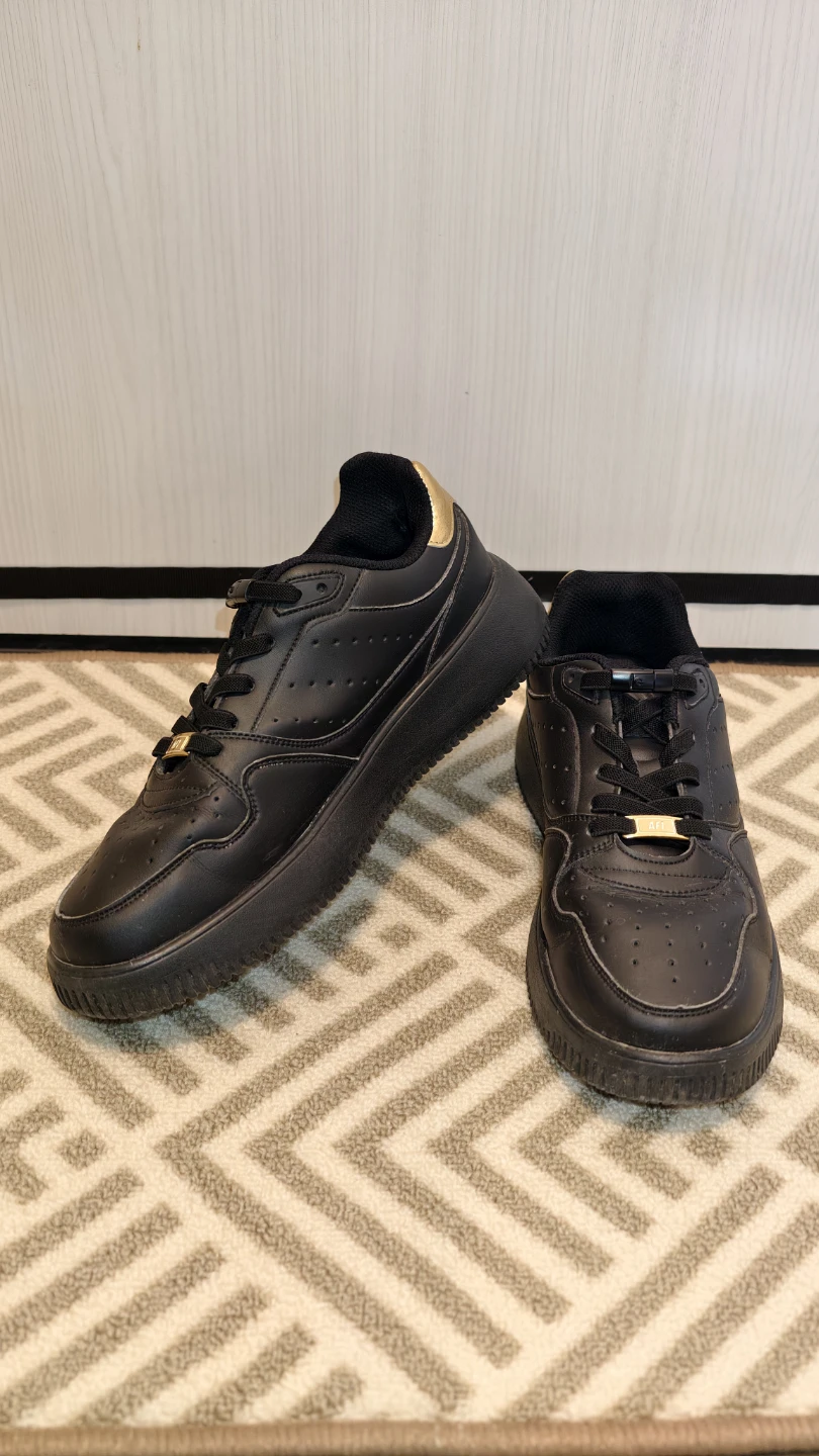 Black Sneakers Shoes - photo 2