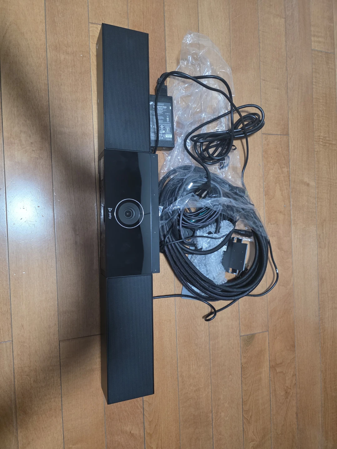 Poly Studio P15 Video Bar - photo 2