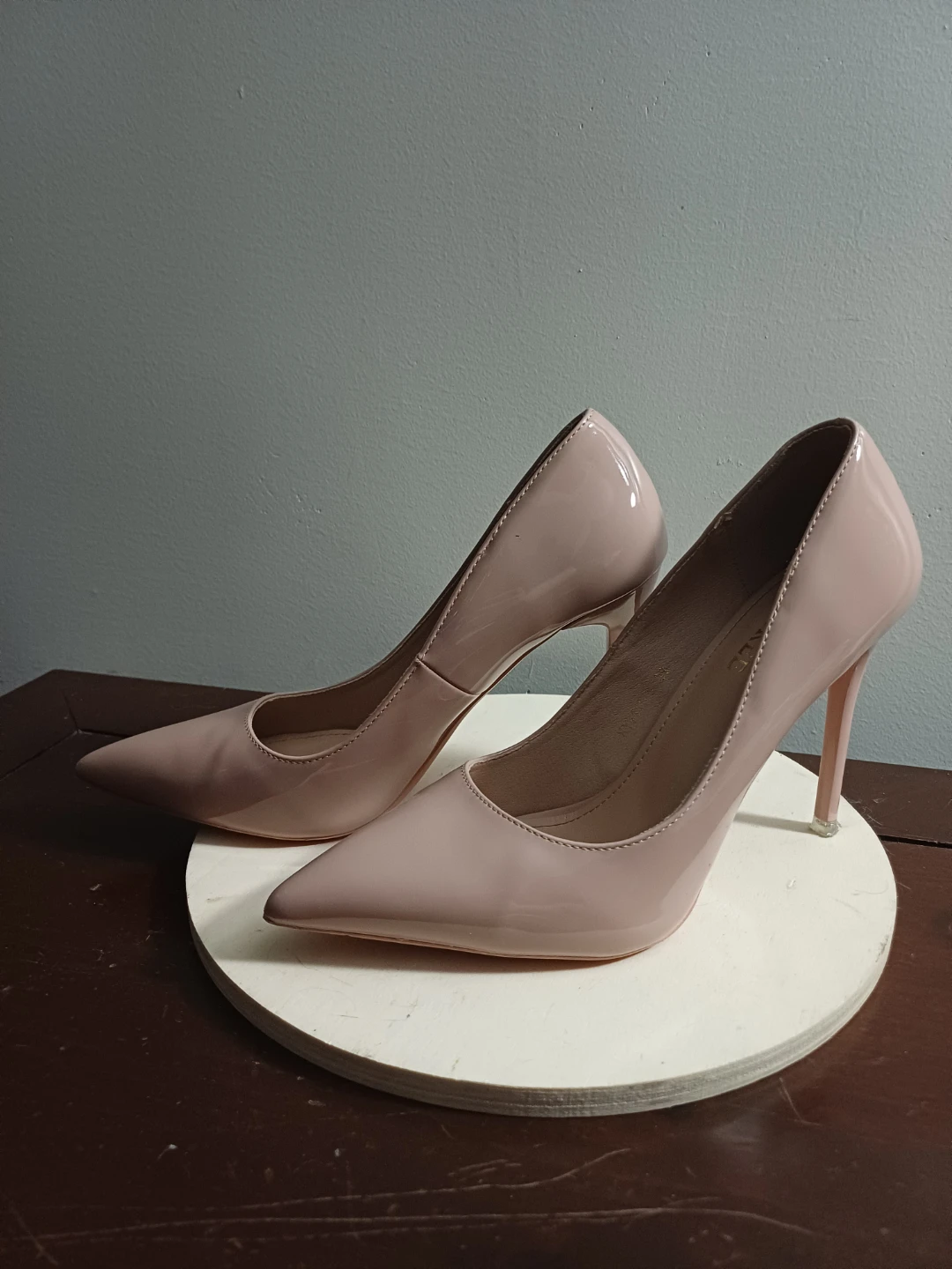 BIGTREE Patent Nude Stiletto Heels - Size 39 - photo 2