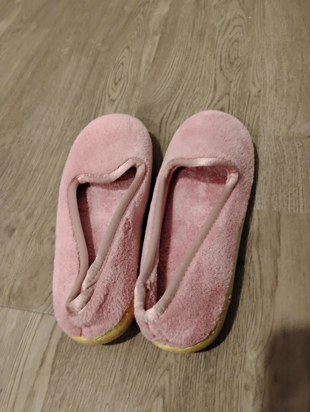 Used Pink Woman's Slippers Size 7-8 🏆 - photo 2