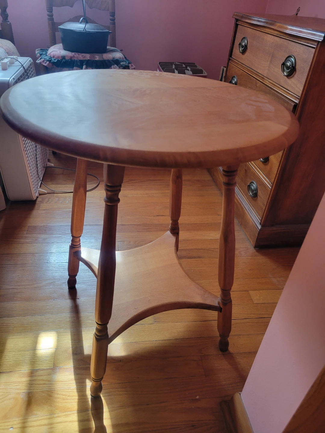 Round Wooden Side Table - photo 2