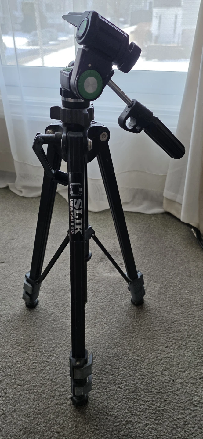 SLIK Professional Tripod - photo 3