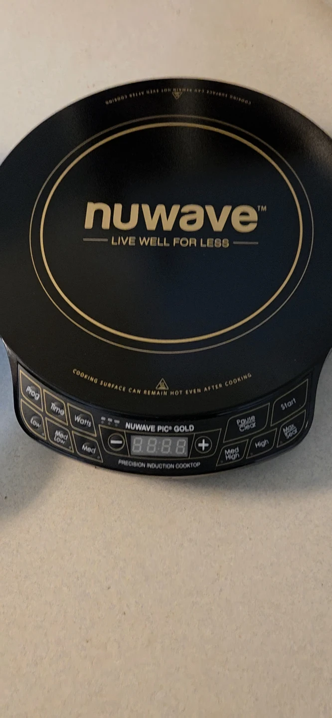 NEW Never used-Nuwave Gold precision induction cooker - photo 2