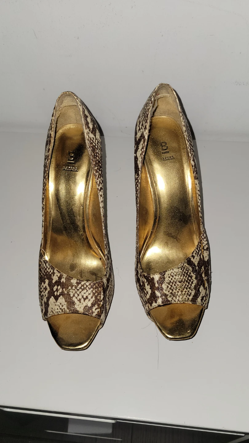 Bakers Peep Toe Heels - Snake Print - size 10