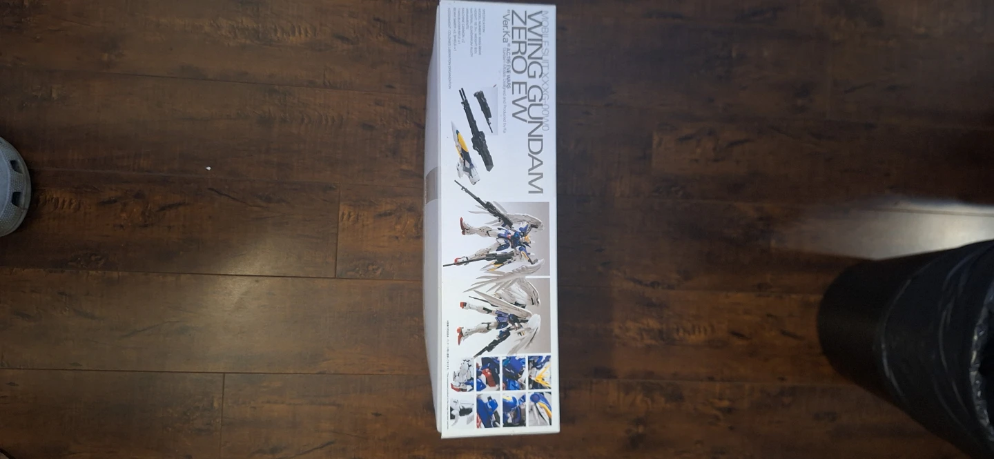 Bandai HG Mobile Suit Wing Gundam Zero Ver.Ka Model Kit - photo 2