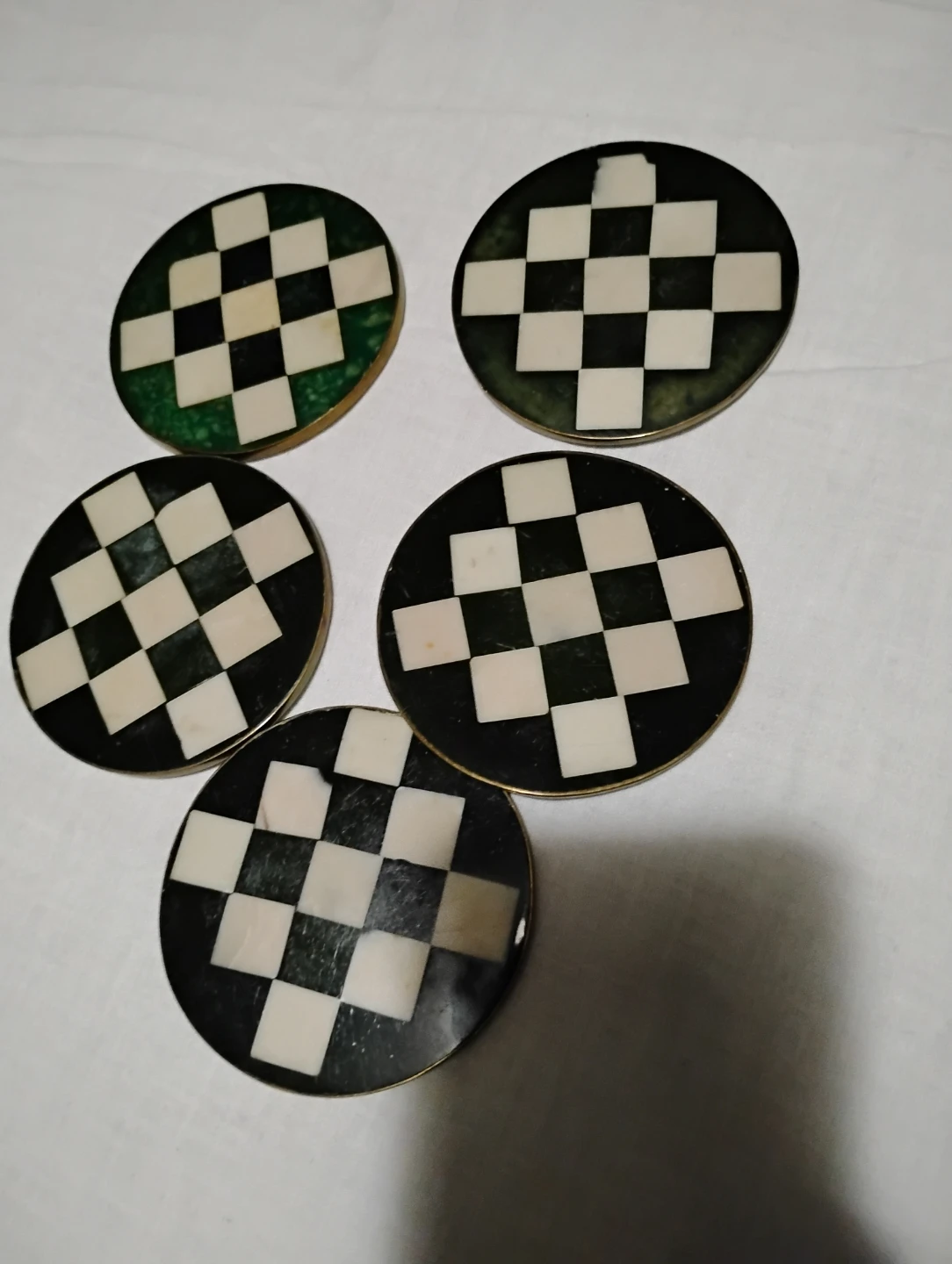 Set of 5 Round Checkerboard Malachi Coasters - photo 2