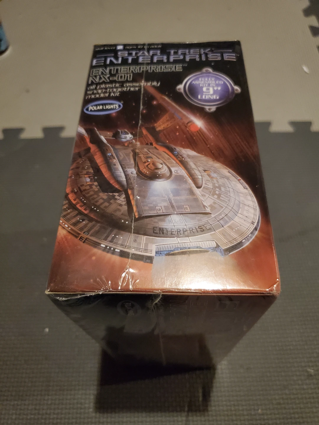 Polar Lights Star Trek Enterprise NX-01 Model Kit - photo 2