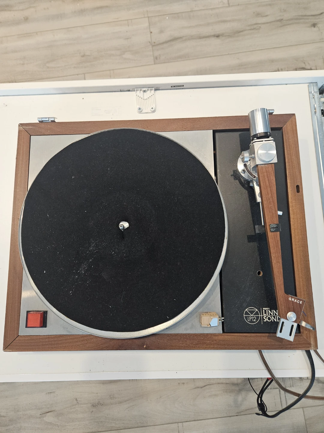 Linn Sondek LP12 Turntable with Grace Tonearm