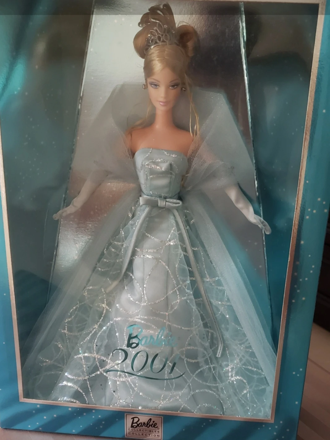 Barbie Collectibles Collection 2001 Doll