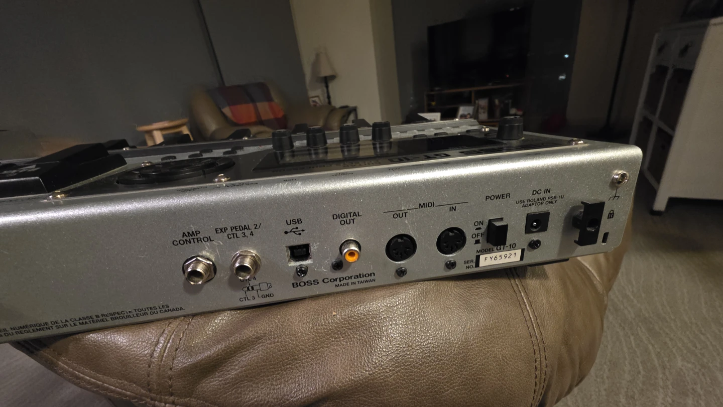 BOSS GT-10 Guitar Effects Processor - photo 4