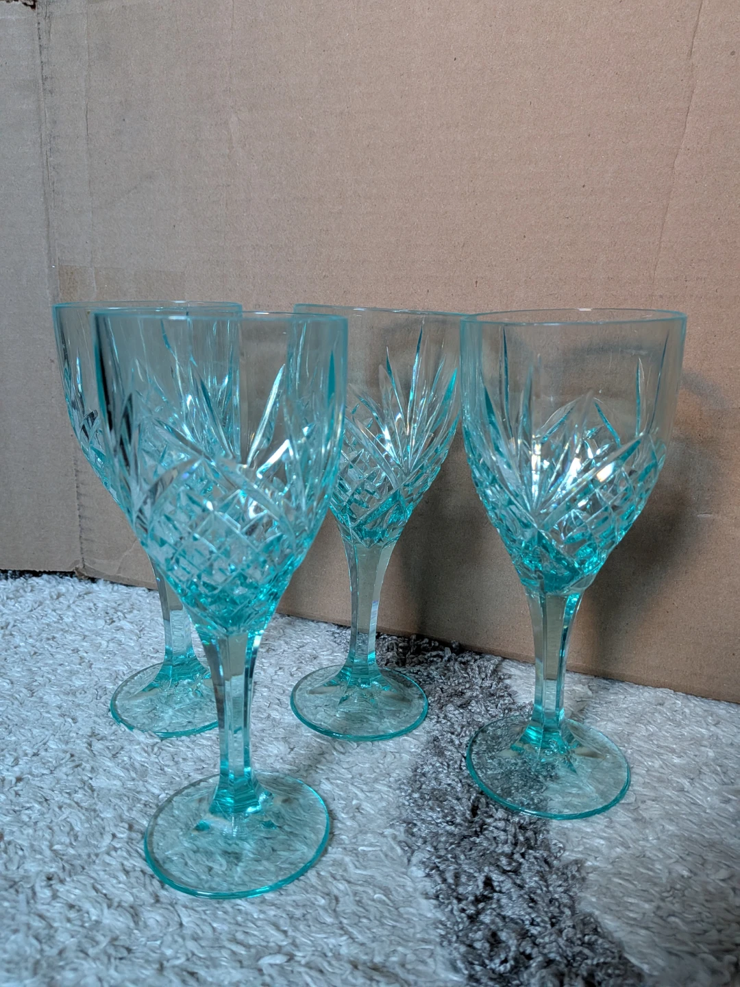 Set of 4 Wine Glasses