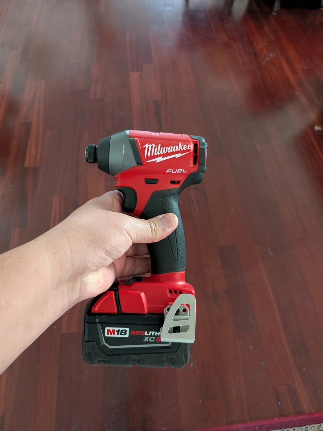 Milwaukee FUEL M18 Brushless Impact Wrench 5.0 Ah Battery - photo 4