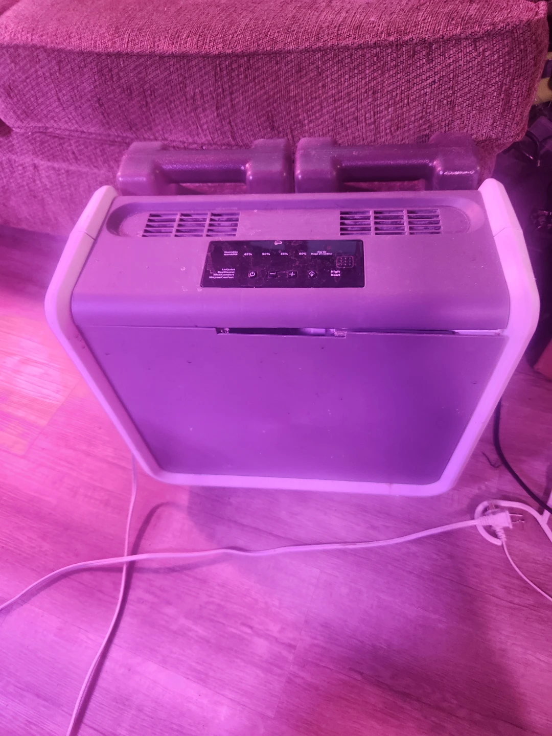 Humidifier and 1 new filter