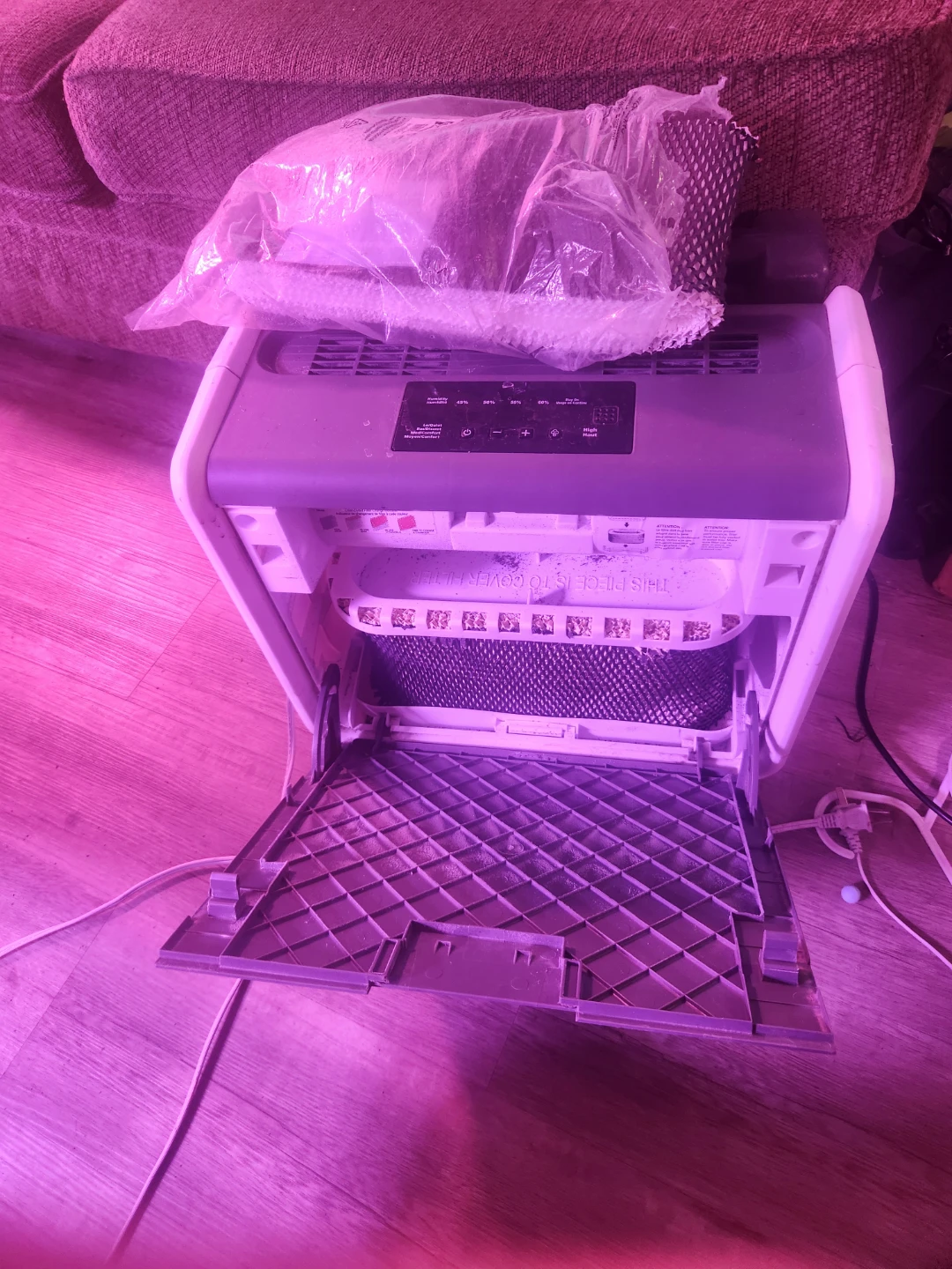 Humidifier and 1 new filter - photo 2
