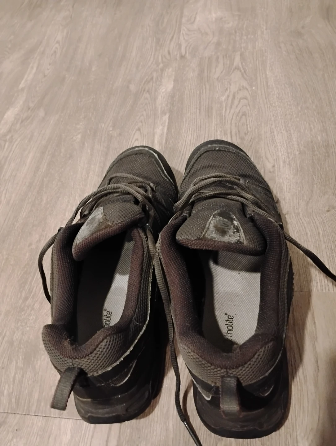 Used Salomon Men's Hiking Shoes 🏆 - photo 4