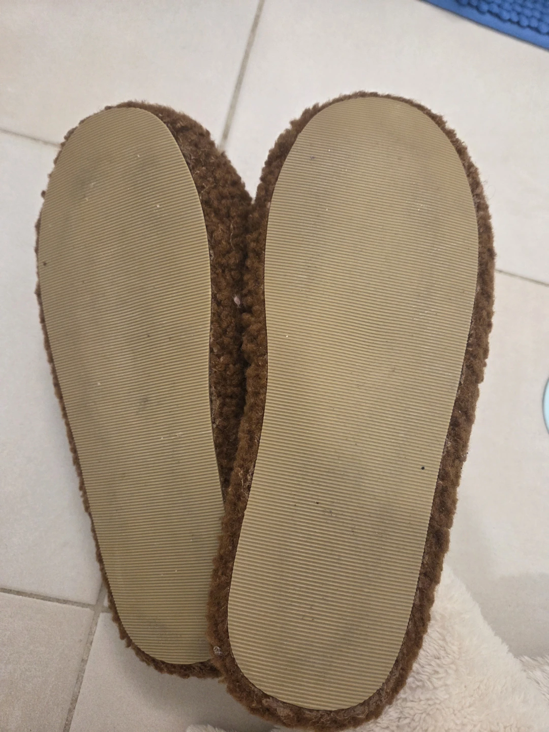 Teddy Island Bear Slippers - photo 4
