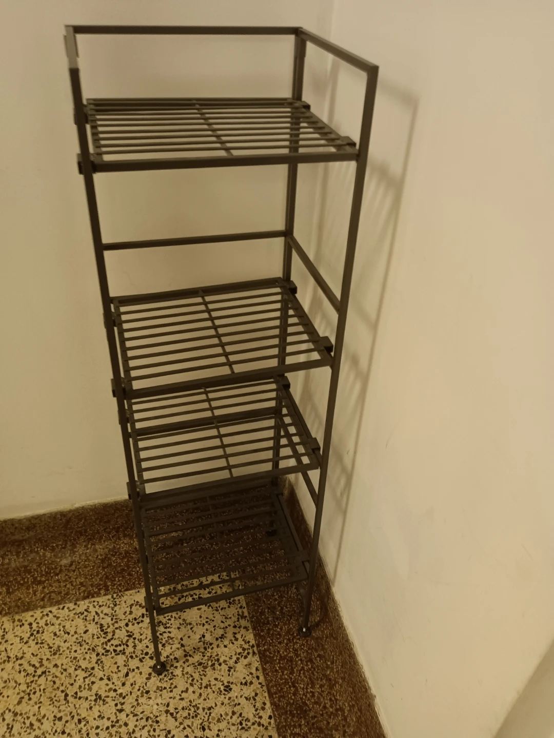 Metal 4-Tier Shelf Unit
