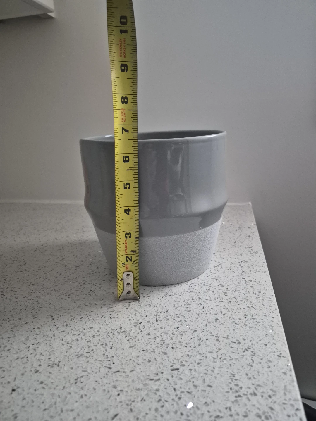 Grey plant pot - photo 4