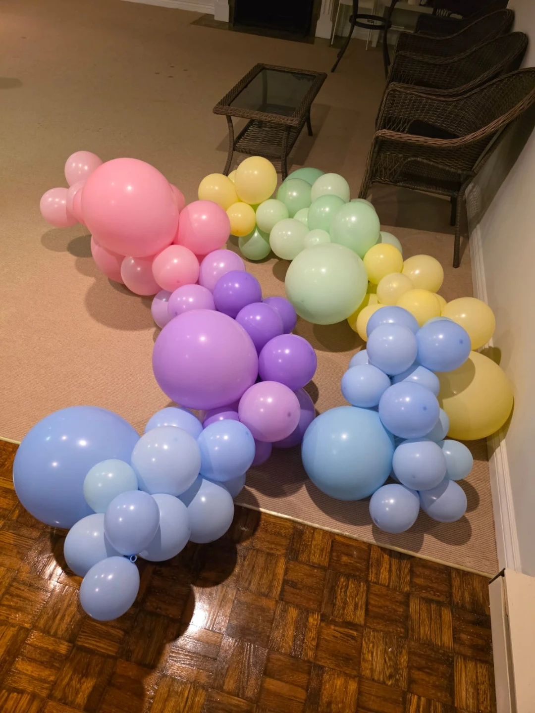 Free Pastel Balloon Garland - photo 2
