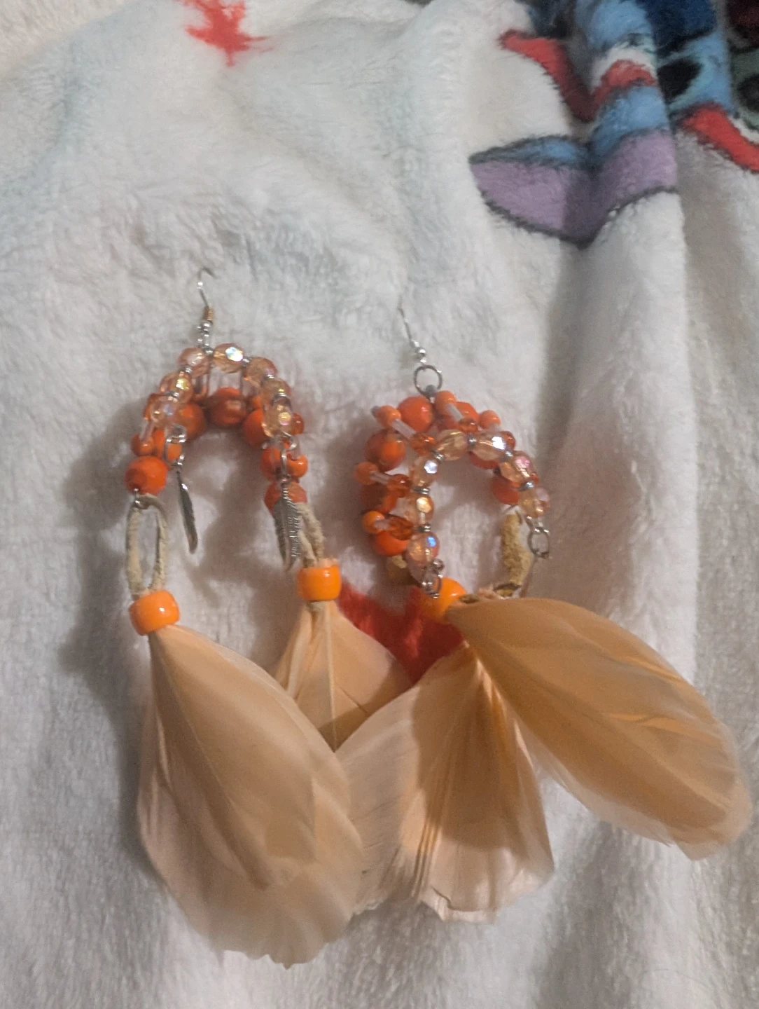 Handmade Feather Earrings and Keychain and Necklaces - photo 2