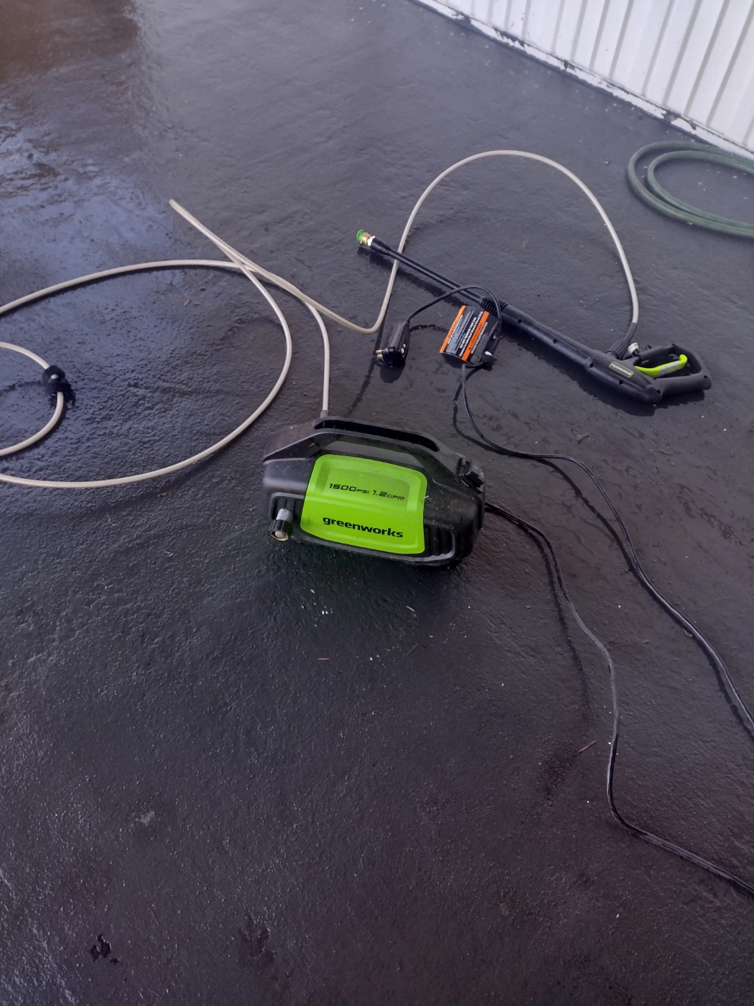Greenworks 1500 PSI 1.2 GPM Electric Pressure Washer - photo 2