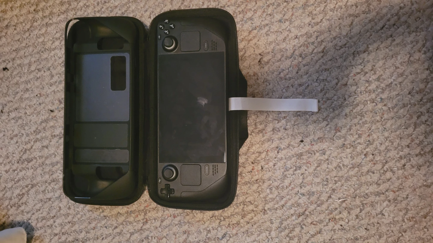 Steam Deck LCD 256GB +Carrying case and protective case