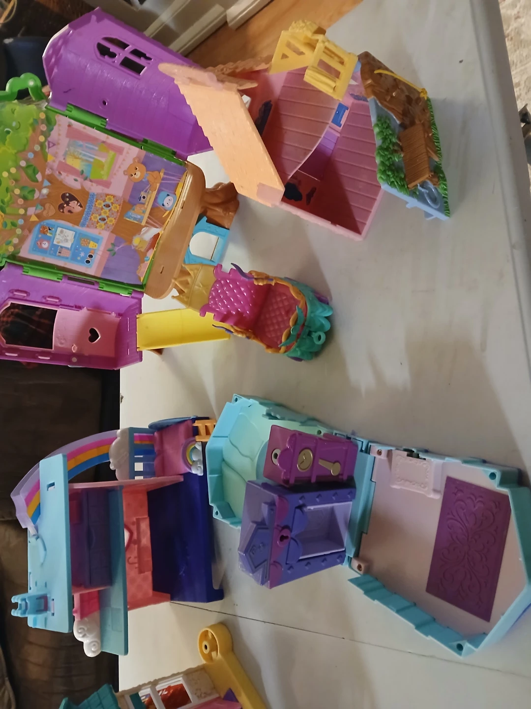 Fisher-Price Little People Dollhouse Accessories and Playsets - photo 4