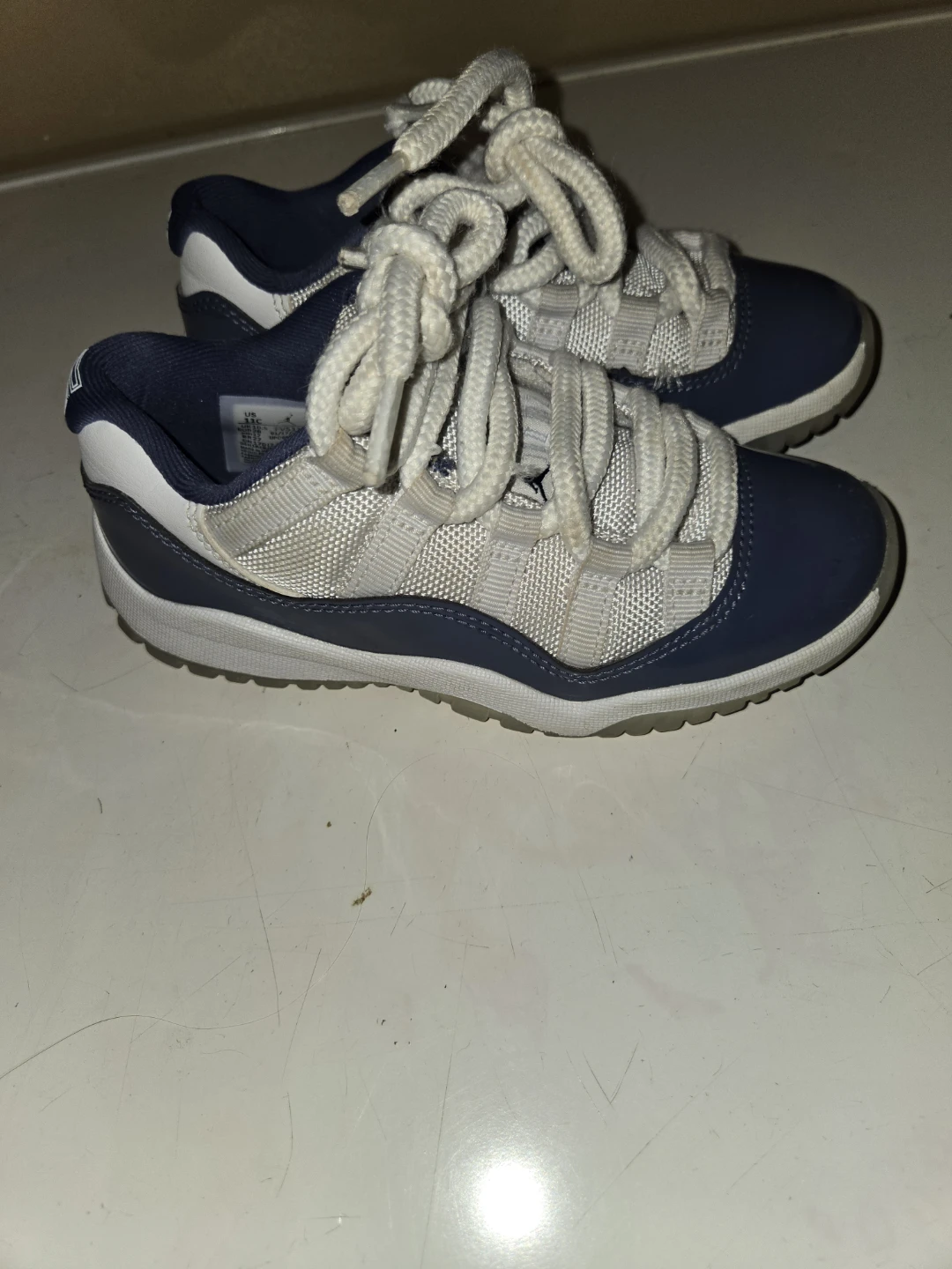 Air Jordan 11 kids shoes - photo 3
