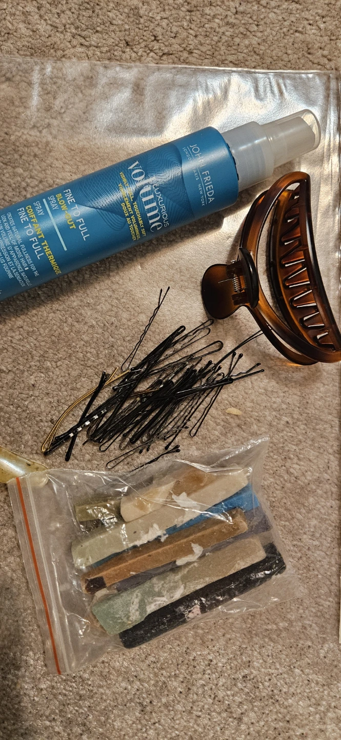 John Frieda Volume Blow-Out Spray with Hair Accessories