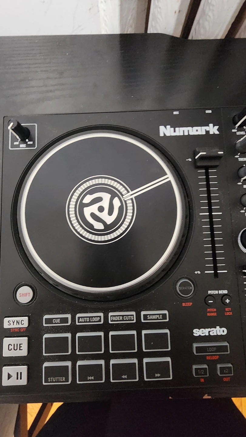 Numark Mixtrack Pro FX Performance DJ Controller - photo 2